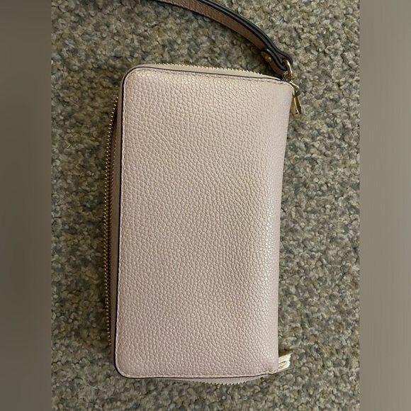 Michael Kors Large Flat MF Phone Case Wallet Light Pink - Picture 6 of 6